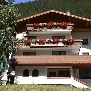 garni-mathonerhof.ischgl-hotels.net/